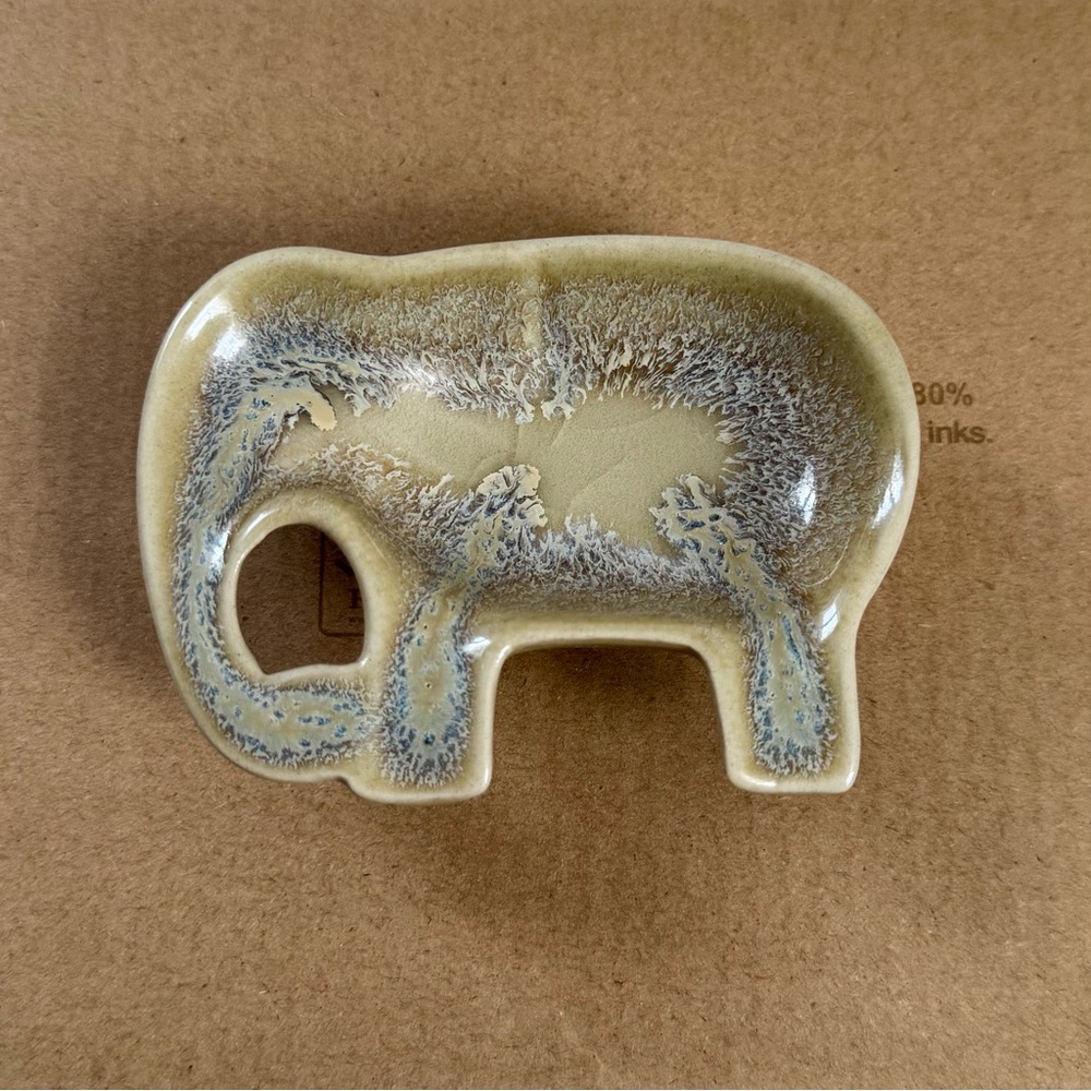 Thailand Glazed Porcelain Elephant Trinket Dish